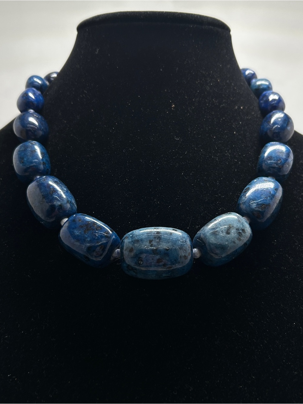 Blue Chunky Polished Sodalite Stone Short Necklace, NWT